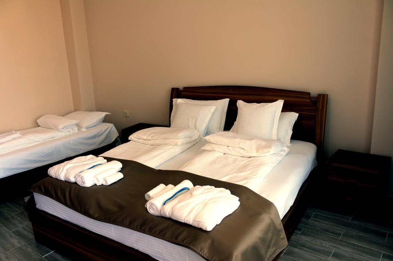 Hotel Lazi Kobuleti Bagian luar foto