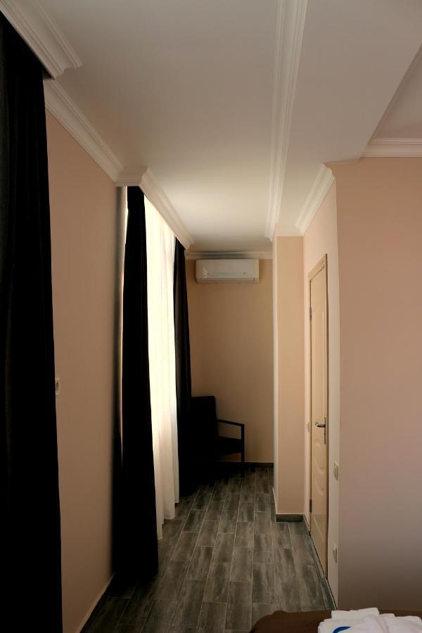 Hotel Lazi Kobuleti Bagian luar foto