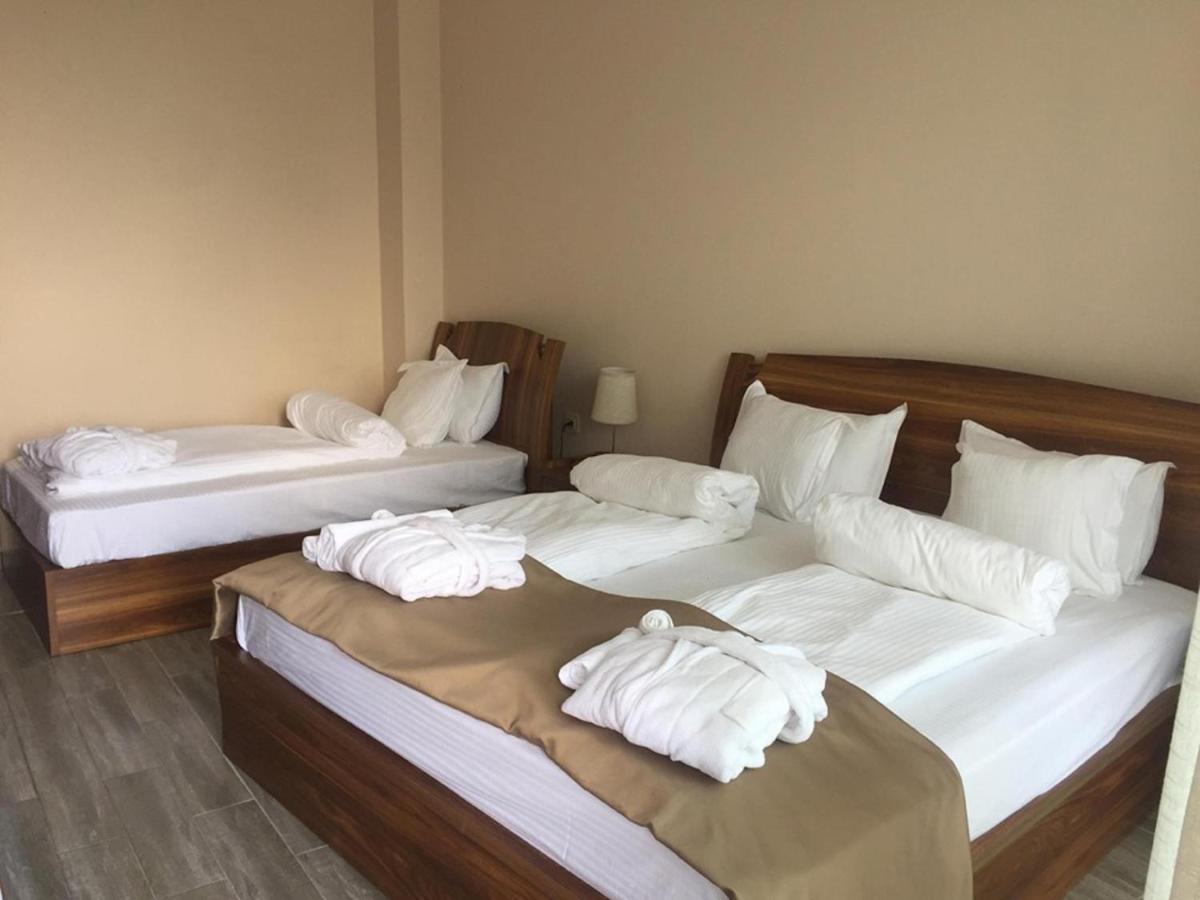 Hotel Lazi Kobuleti Bagian luar foto